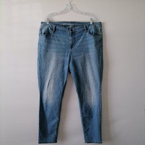 Old Navy Women's Super Skinny Blue Jeans Mid Rise Size 18
